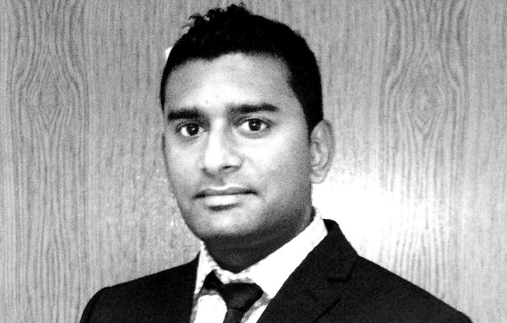 Dr Pradeep Mundre