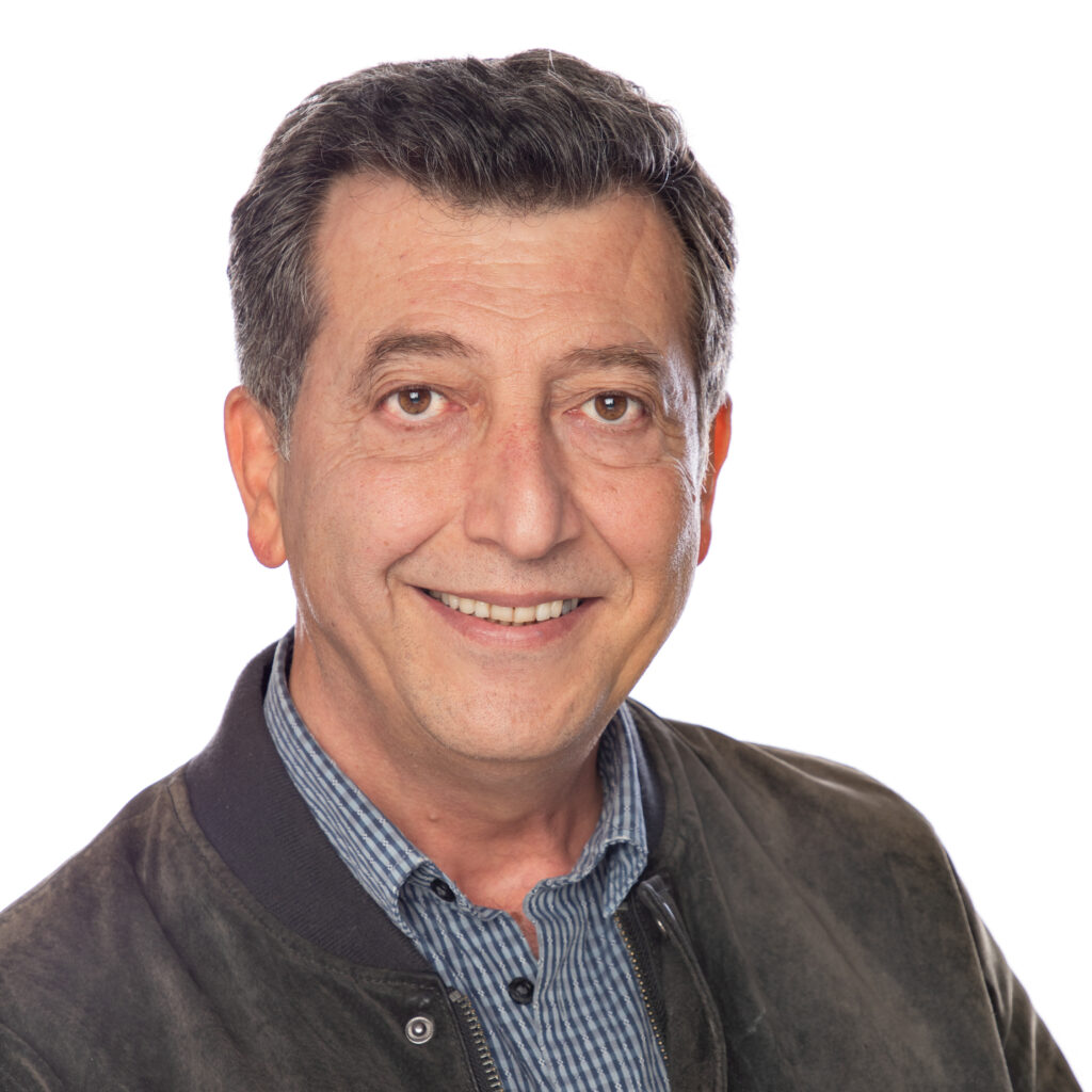 Dr Nader Ghaderi