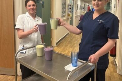 Dietitians introduce a weekly smoothie round on city hospital’s cancer wards